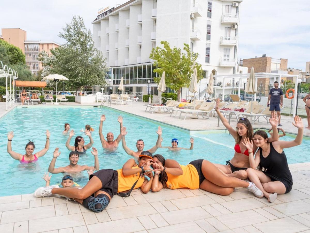 Hotel Marina Beach - Azzurro Club 拉文纳 外观 照片