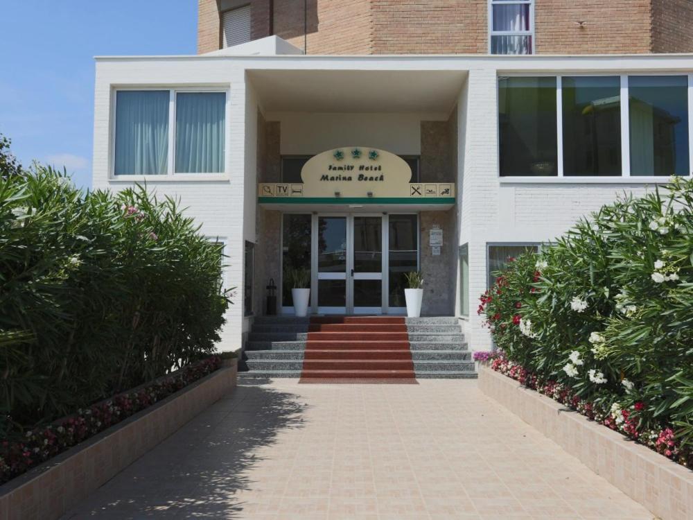 Hotel Marina Beach - Azzurro Club 拉文纳 外观 照片
