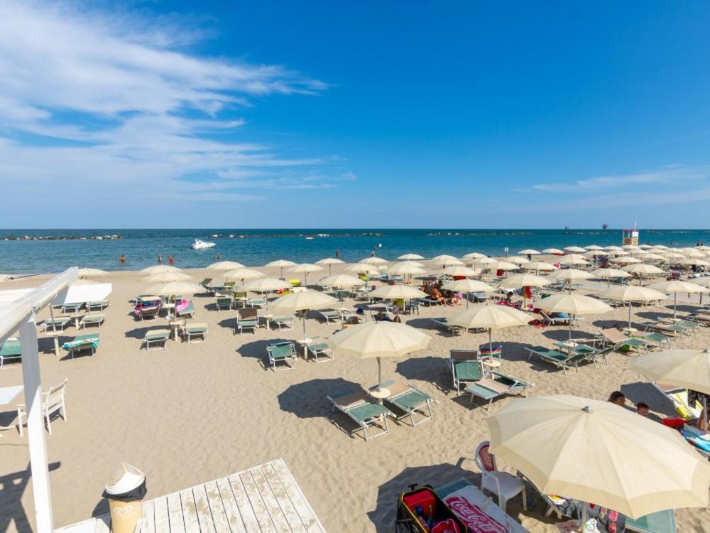 Hotel Marina Beach - Azzurro Club 拉文纳 外观 照片