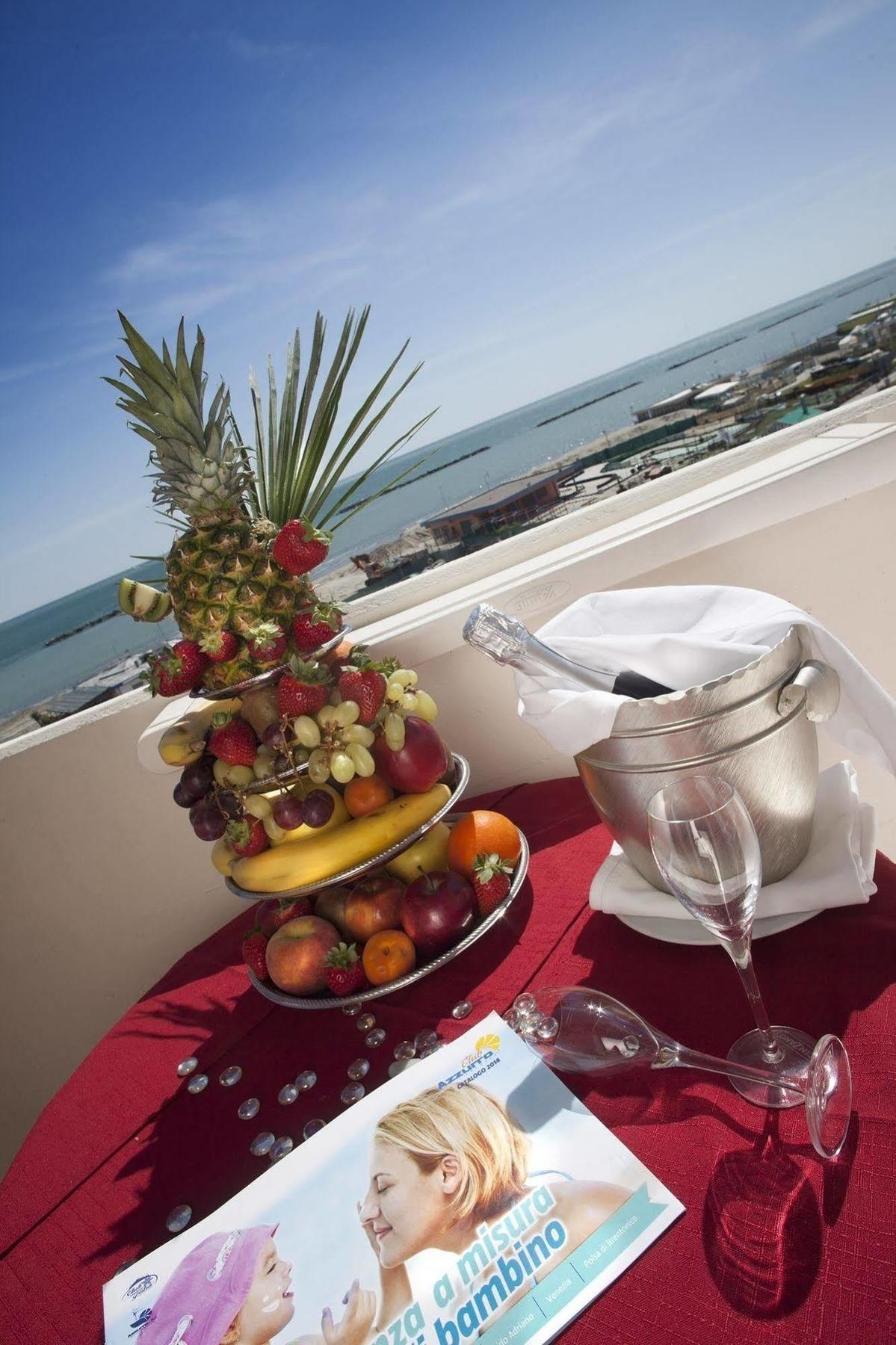 Hotel Marina Beach - Azzurro Club 拉文纳 外观 照片